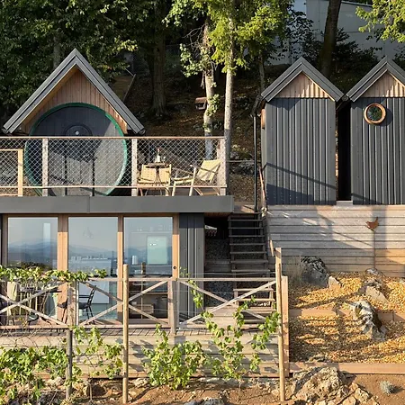 Glamping In A Wine Barrel - With A View Of Apartamento *
