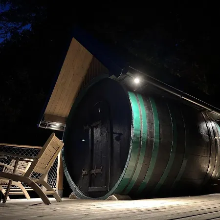 Glamping In A Wine Barrel - With A View Of Liubliana