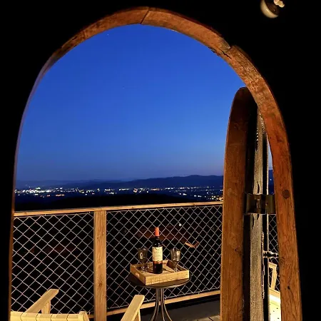 Glamping In A Wine Barrel - With A View Of Apartamento Liubliana